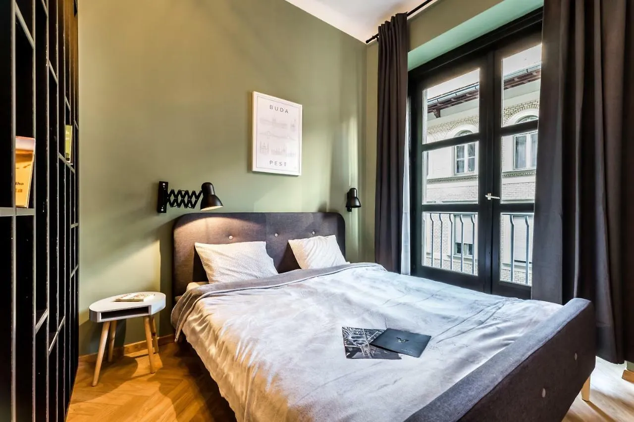 Bpr Emerald City Apartment Budapest