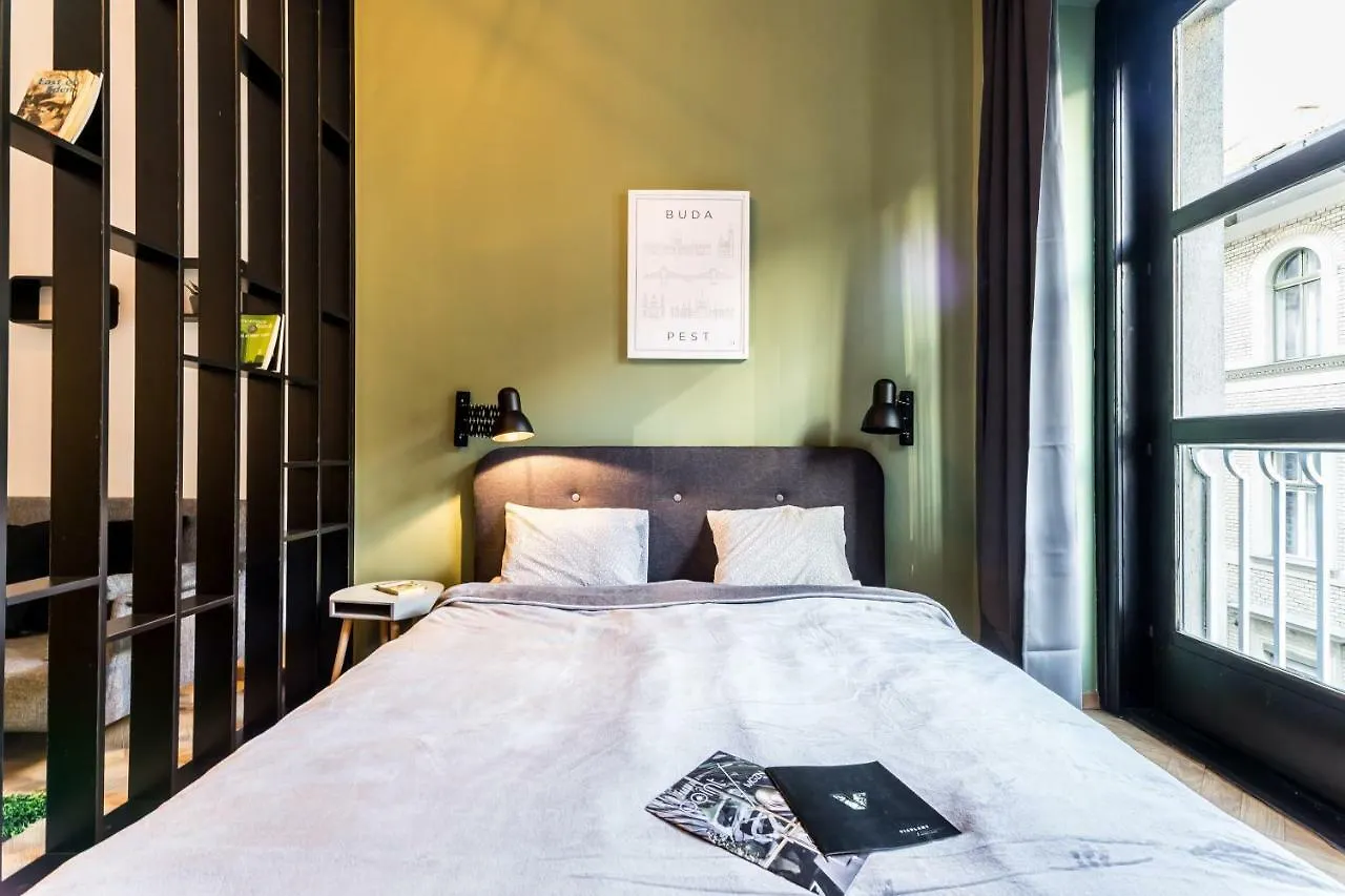 Bpr Emerald City Apartment Budapest
